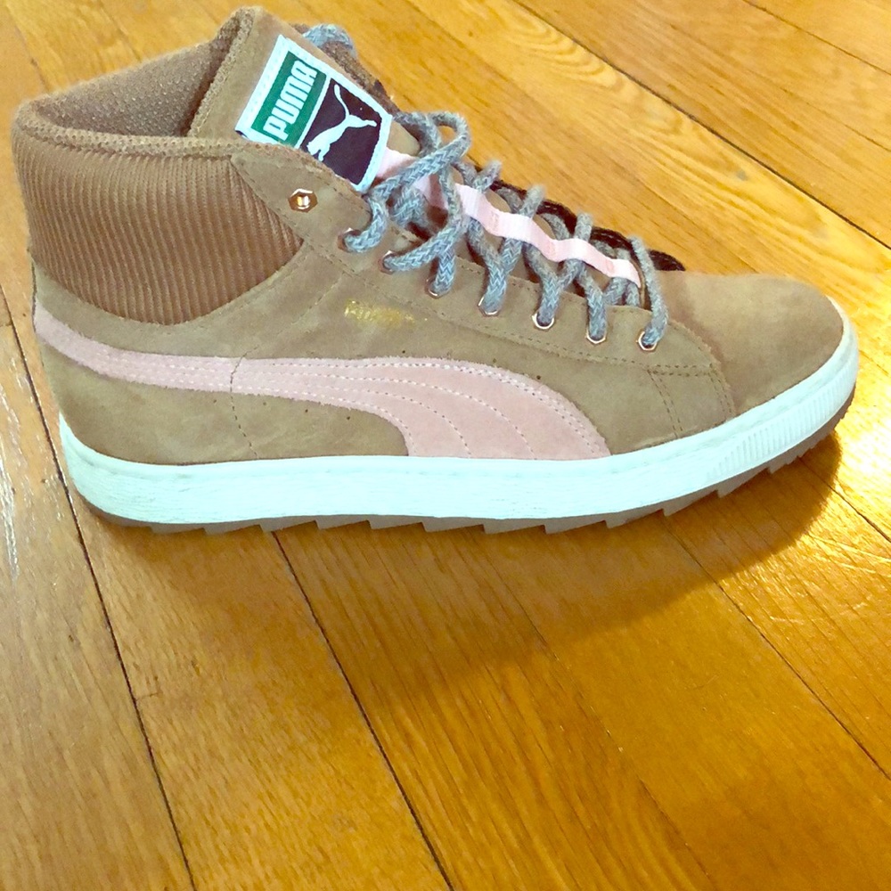 Rare hi-top suede Pumas!
